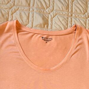 ⭐️3/$30 or 6/$50! Athleta Orange Fitted Short Sleeve Tee